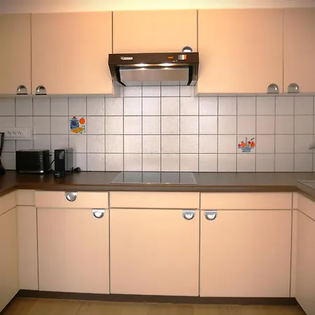 Lilyta B005 Apartmán